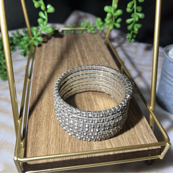 -🌸5/$25🌸Wrap Studded Faux Diamond Accent Bracelet - Picture 3 of 13